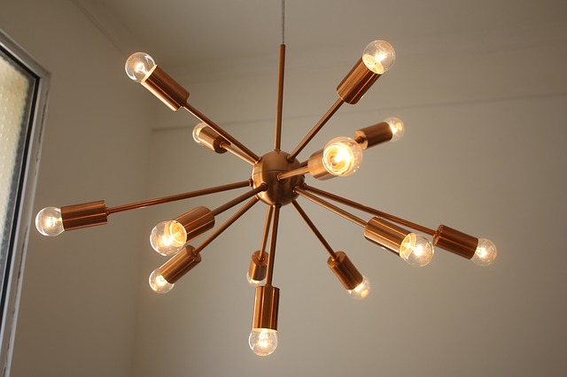 Des lampadaires pour éclairer tous les coins de la maison