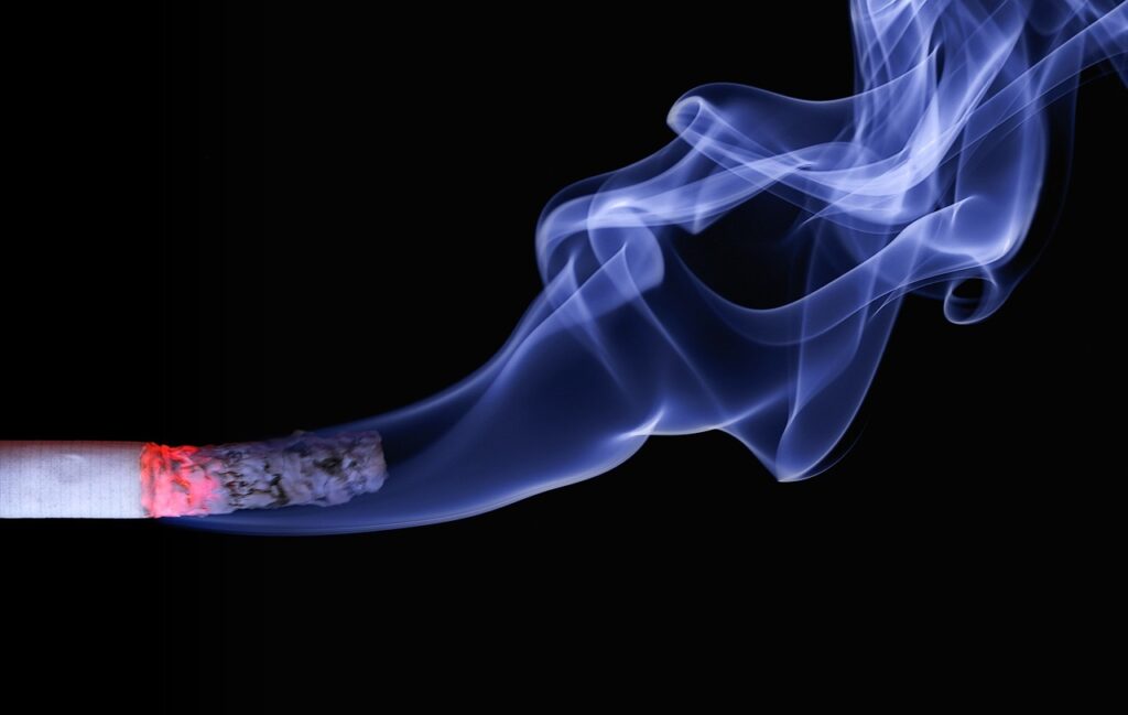 Comment réparer un trou de cigarette sur un siège auto ?